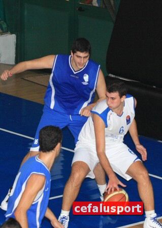 101128_sport 279y_tn.jpg
